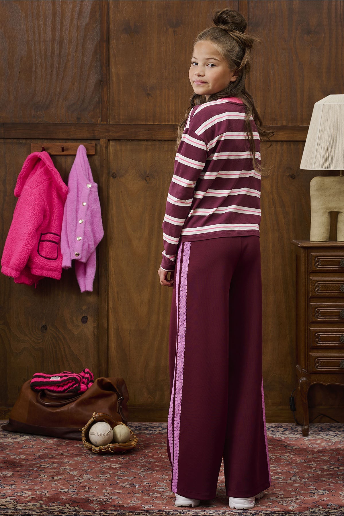 Talia Burgundy battle Broek