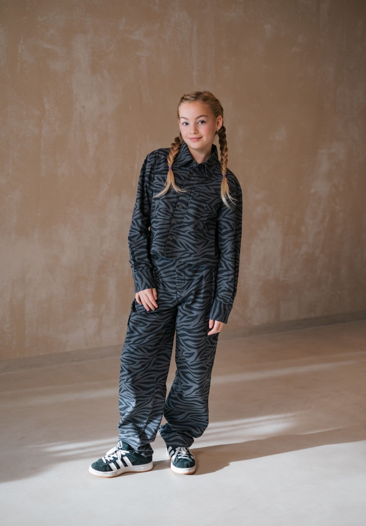 Cassy Flo young short overshirt with big pockets