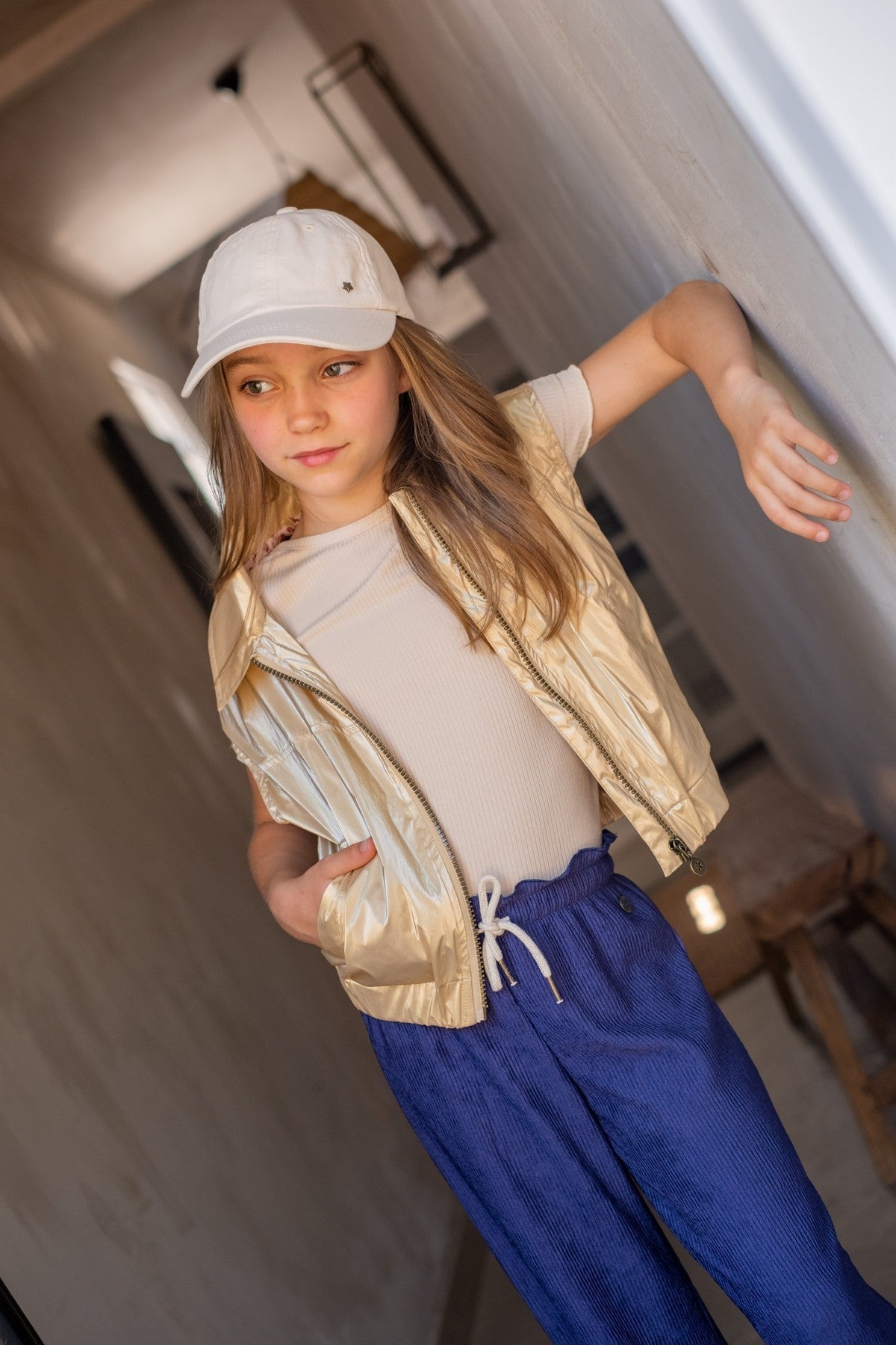 Diana Flo girls metallic gilet