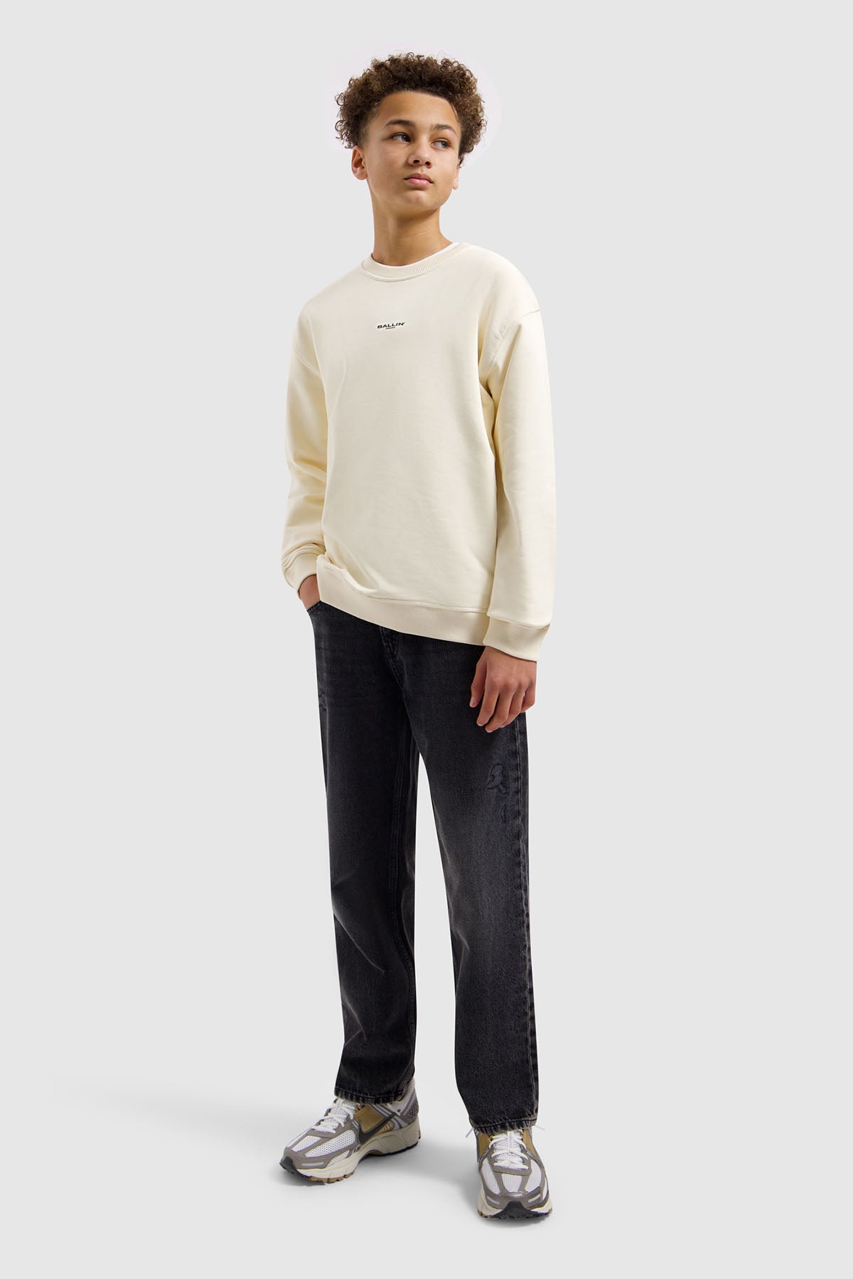 Junior Surfers Paradise House Crewneck Sweater