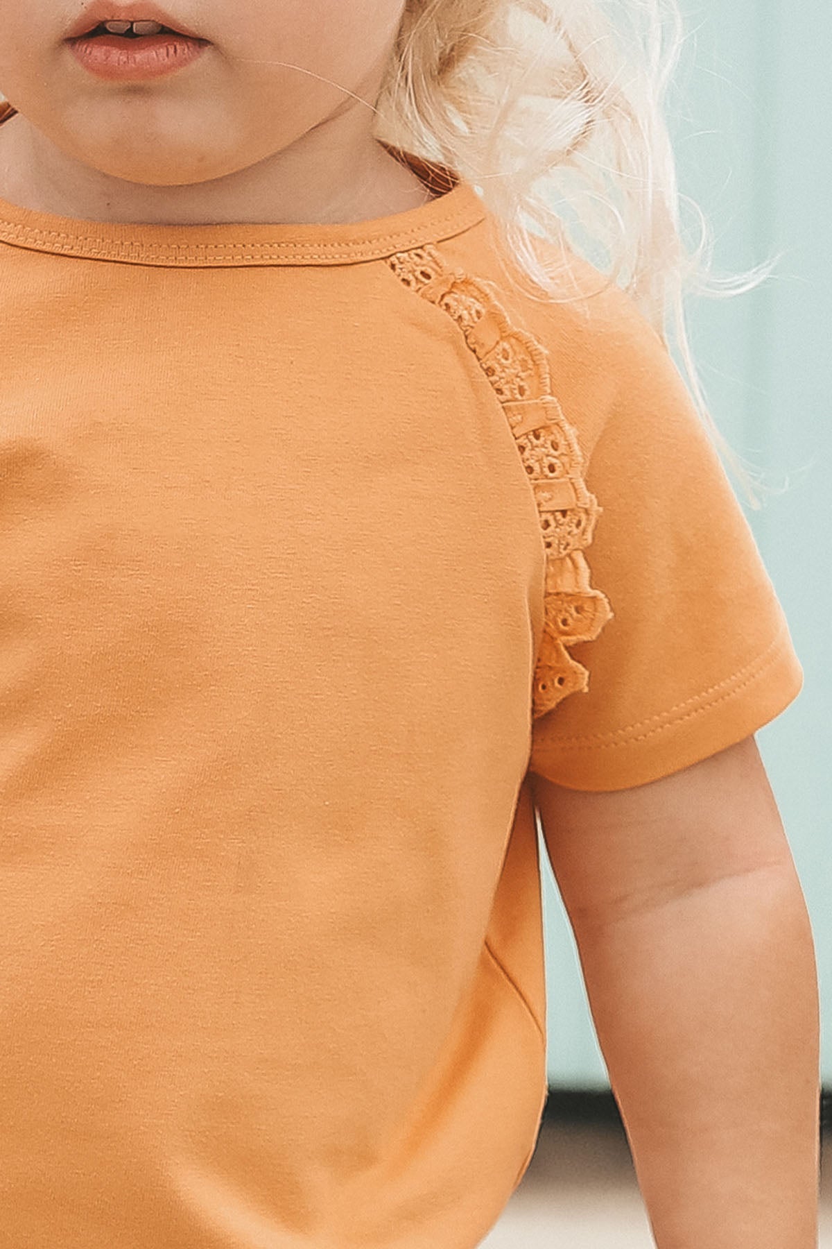 Raglan T-Shirt