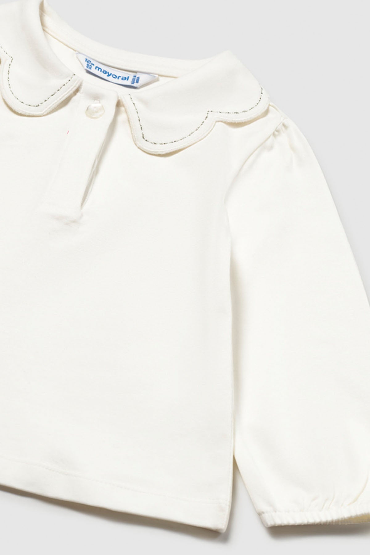 Blouse wave collar