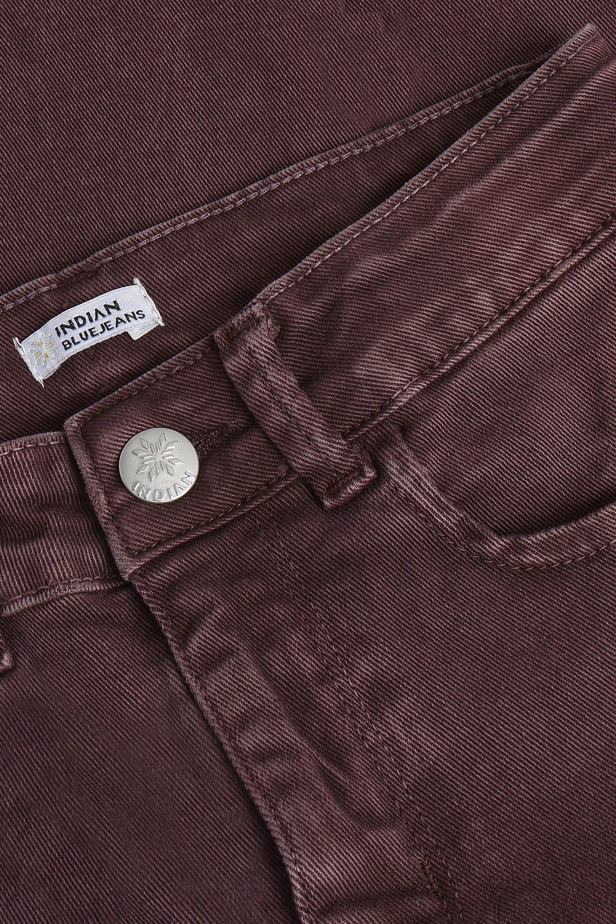 Wide Fit Colour