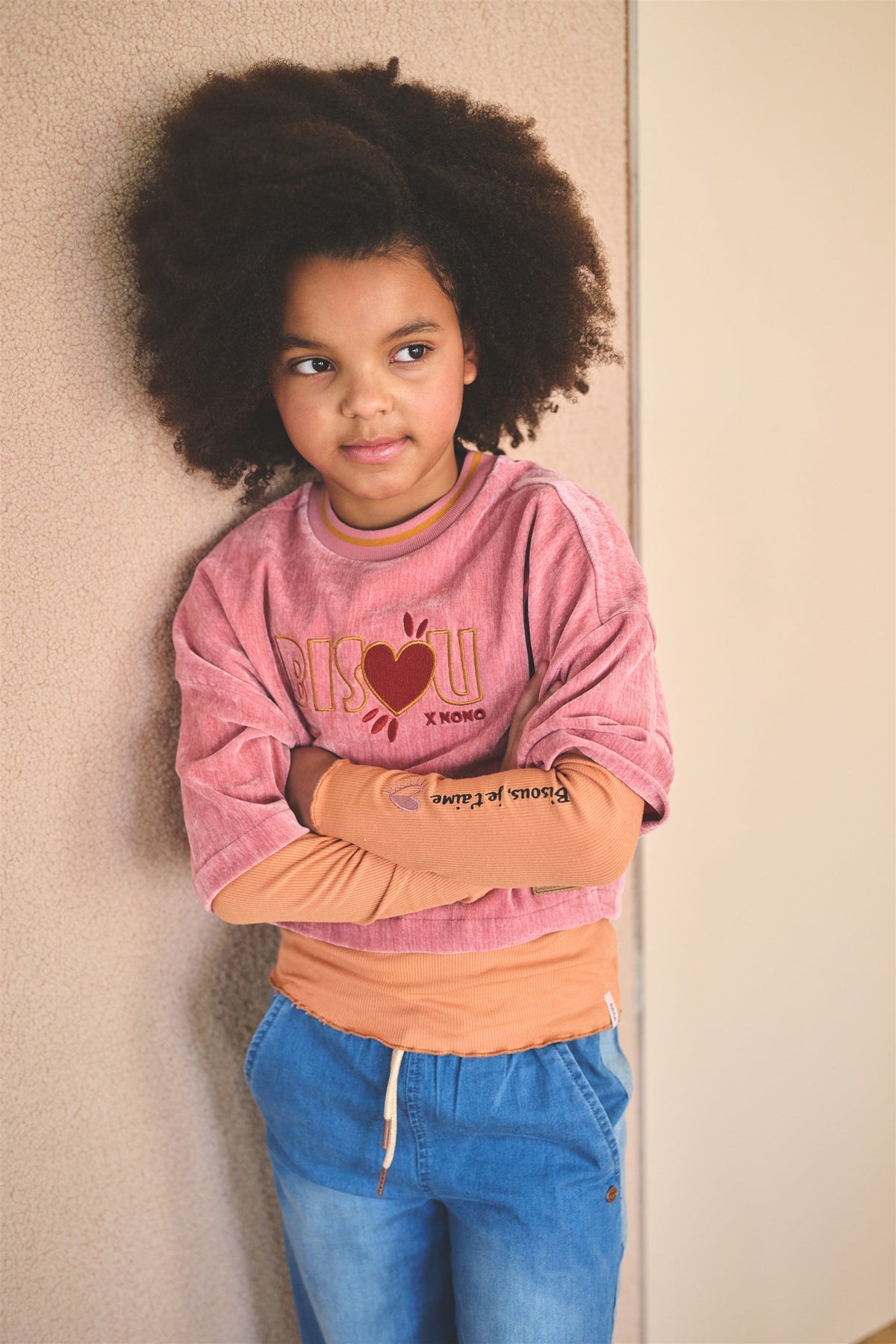 Kaily Oversized Velvet Top Half Sleeve with Bisou Embro