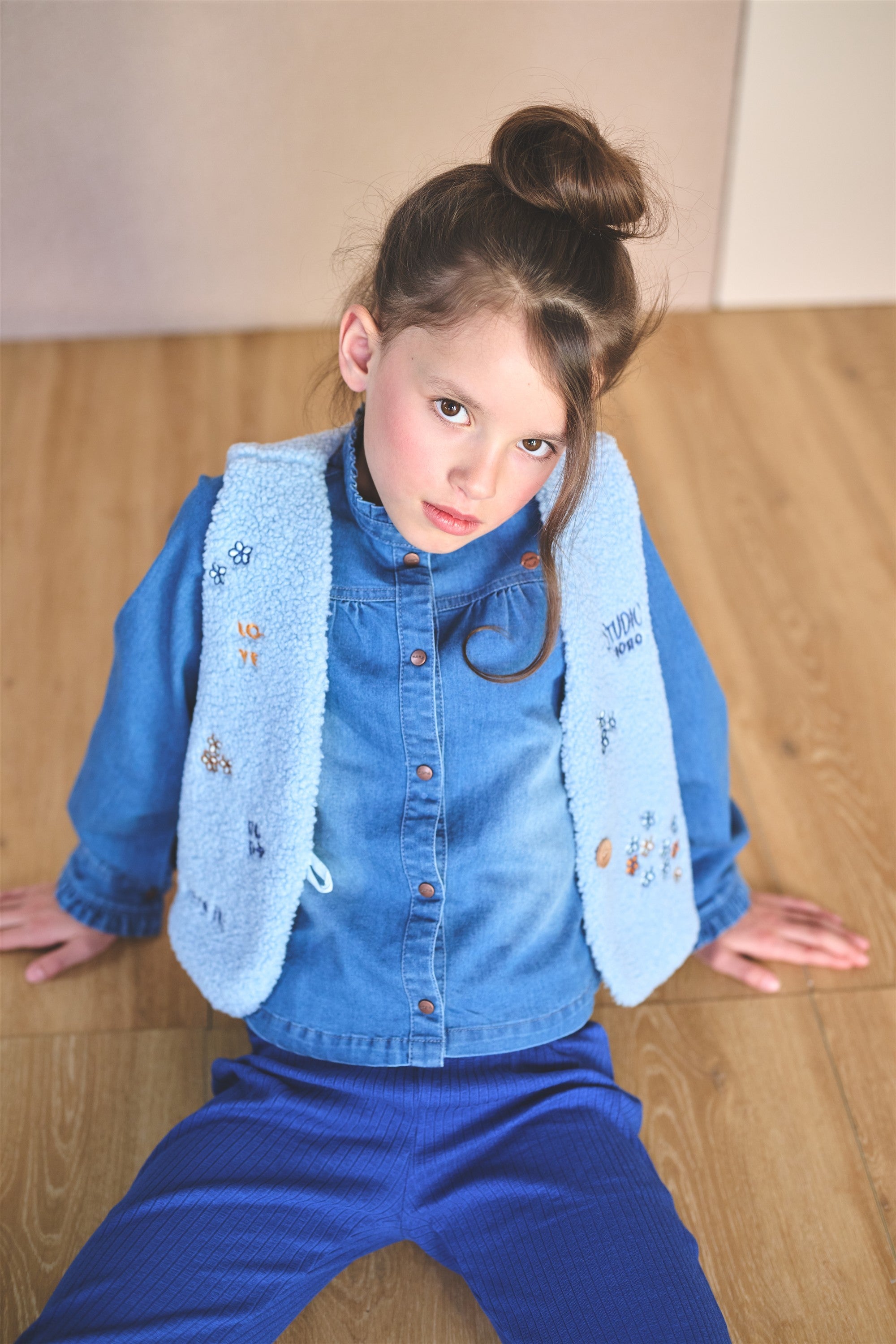 Kadi Teddy Gilet with embro