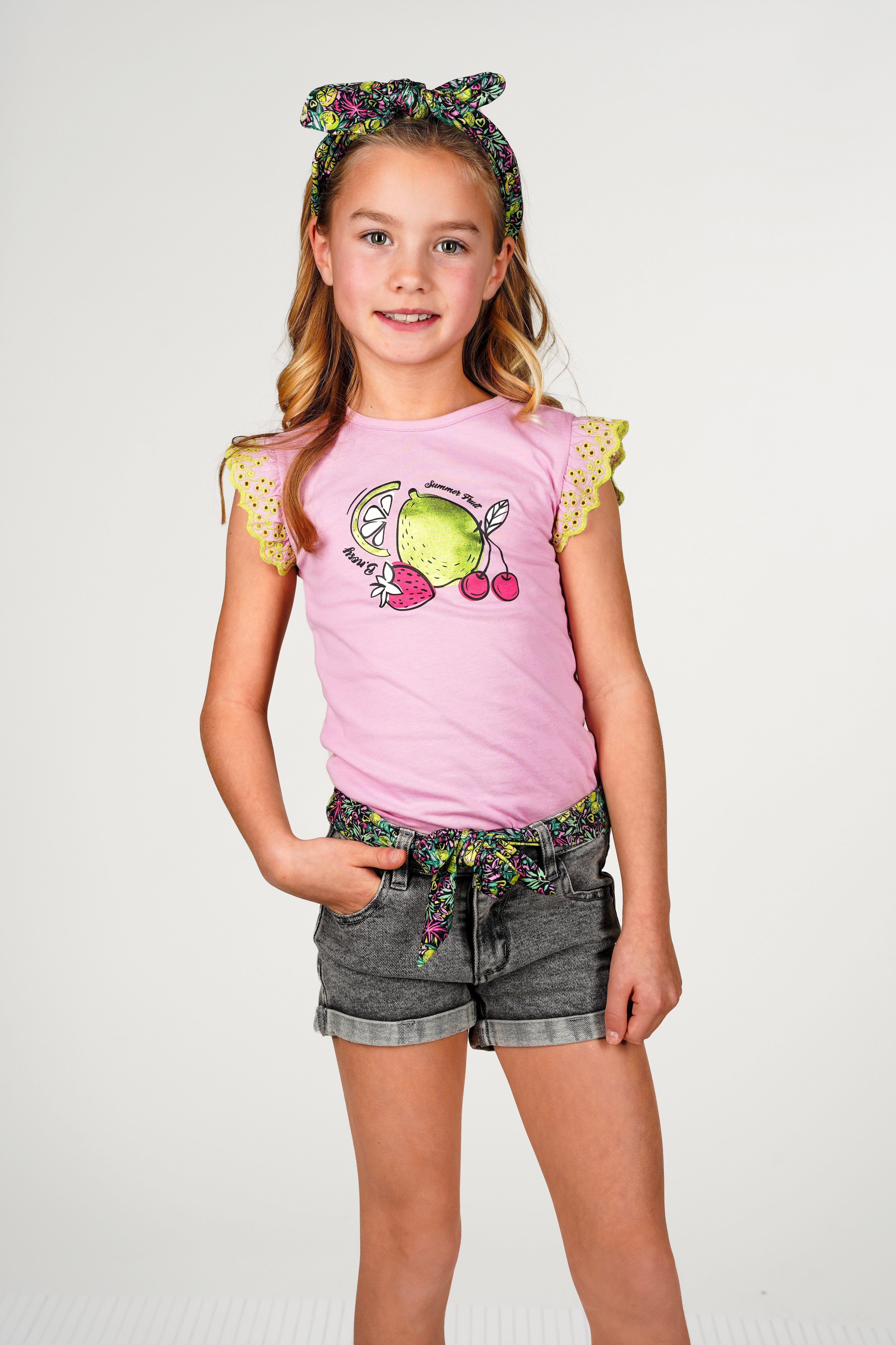 Taria t-shirt with embroidered sleeve