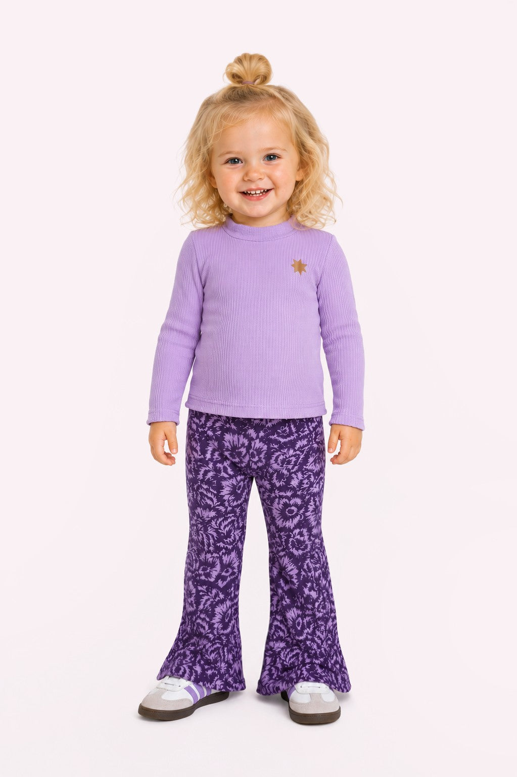 Phoebe flared pants